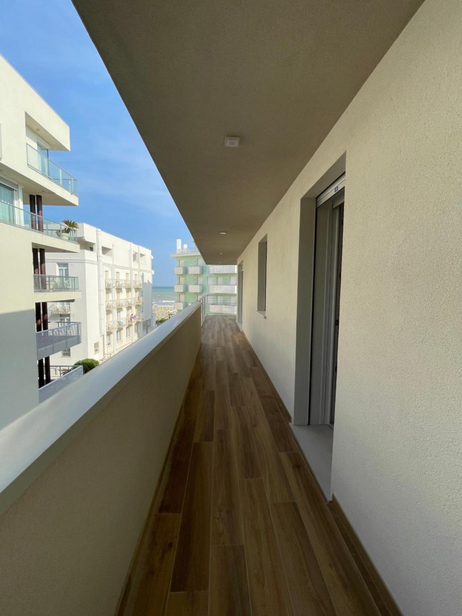 Marina Dream Beach Apartments With Sea View Terrace - Agenzia Cocal Caorle Buitenkant foto