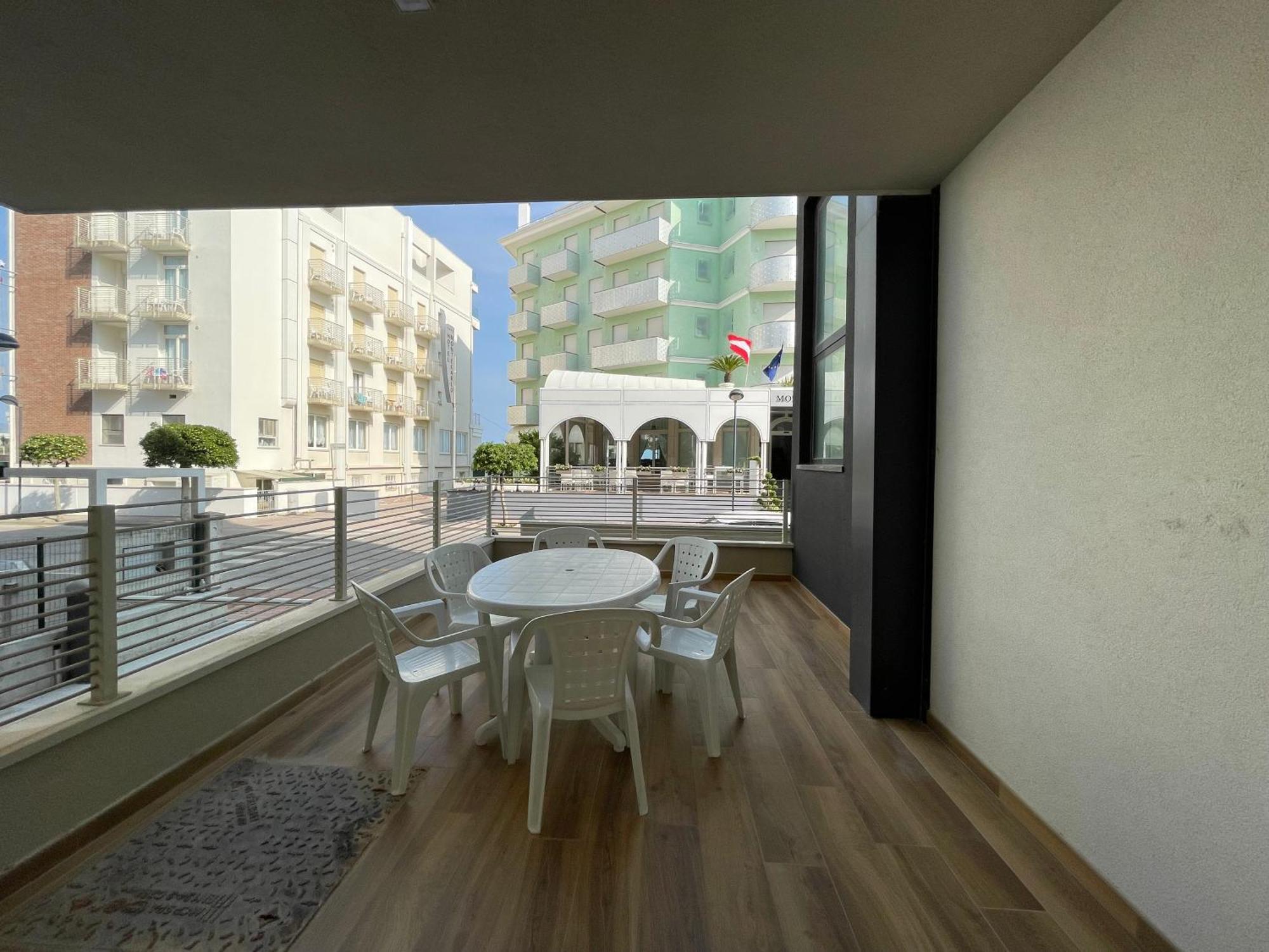 Marina Dream Beach Apartments With Sea View Terrace - Agenzia Cocal Caorle Buitenkant foto